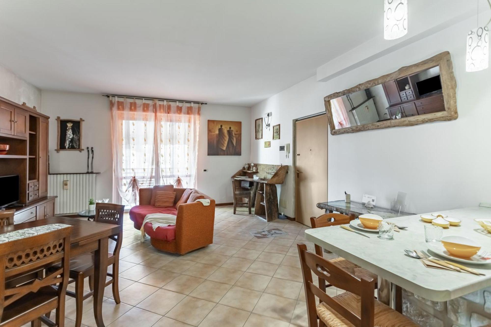 Lilly House - Travaco Siccomario - By Host4U Apartment San Martino Siccomario Exterior photo